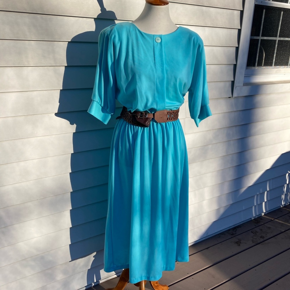 Vintage retro dress Avon 1970’s 1980’s shoulder pads